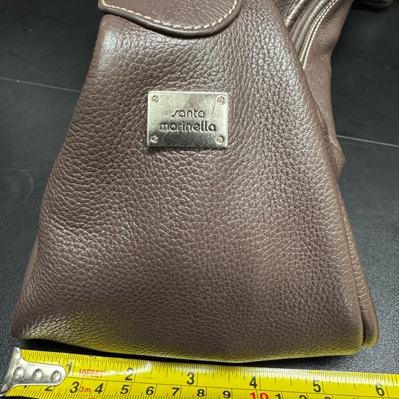 Elegant Brown Leather Hobo Bag - Picture 10 of 10